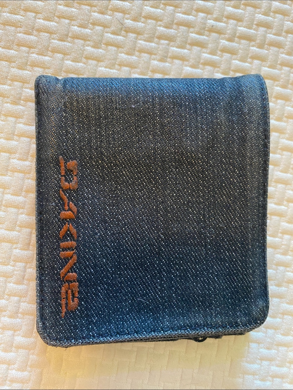 Dakine denim wallet